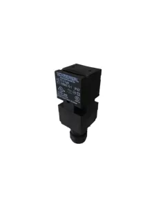 Schmersal 101133967 az 17-11zrk safety switch 1na 1nc without actuator ip67 ul