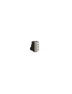 Master 6062 10a 2p t socket with safety (16062)