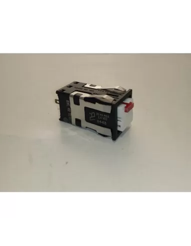 Honeywell aml42cbb2 square red led indicator (8443)