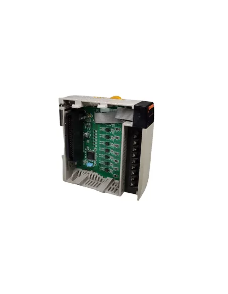 Omron cqm1id211op-1699 plc- 8di: 12 24 v, npn//pnp, separate commons