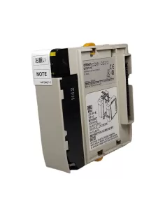 Omron cqm1od212 plc- 16do tr (npn): 0,3 a//5    24 vc c