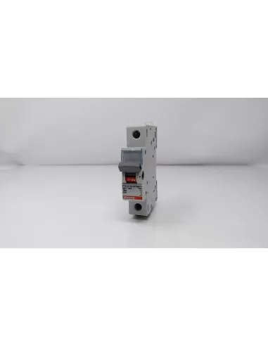 Bticino btdin sectionneur 1p 16a 1 module din f71n//16n