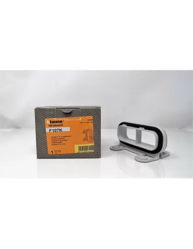 Cuadro de distribución de pared Bticino side-by-side IP55 f107k