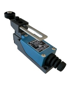 Panasonic az8108cej finecorsa a leva regolabile in metallo verticale ip64